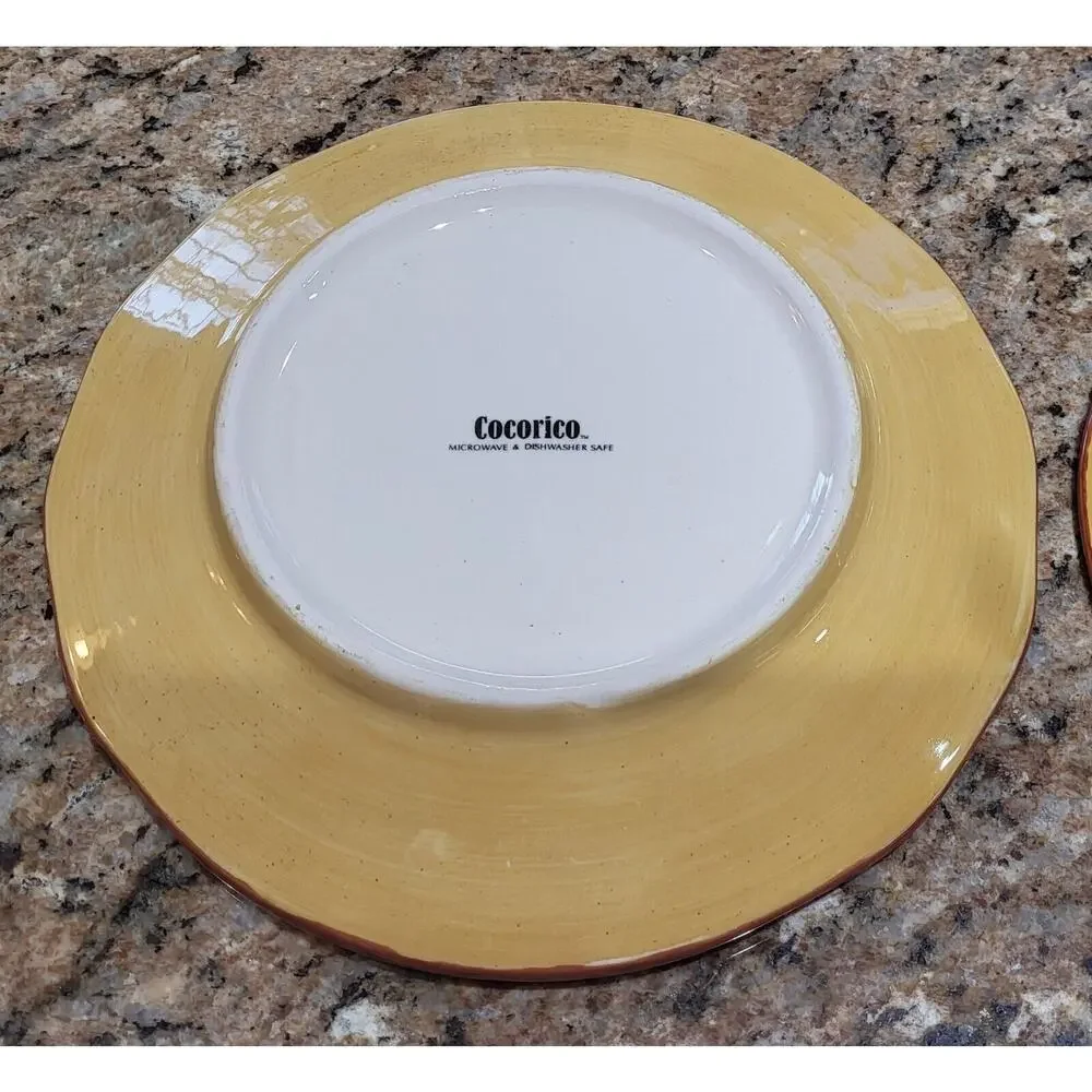 Cocorico Luncheon / Decorator Plates 8 3/4